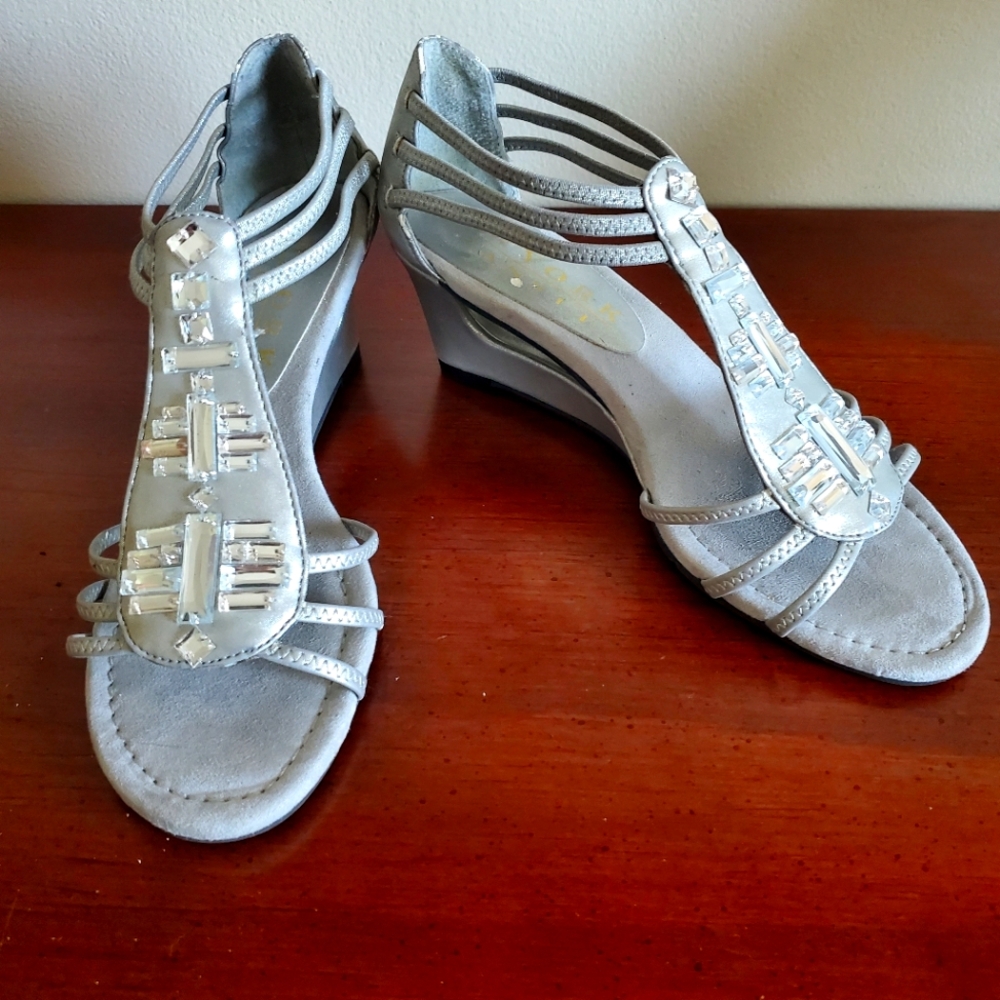 New‎ York Transit Silver Gemstones Wedge Heels Shoes Women's Size 7.5